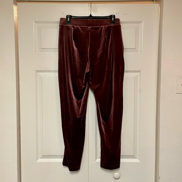 Loft Straight Leg Velvet Taper Pants- Color: Wine, Size: Small - Picture 6 of 8